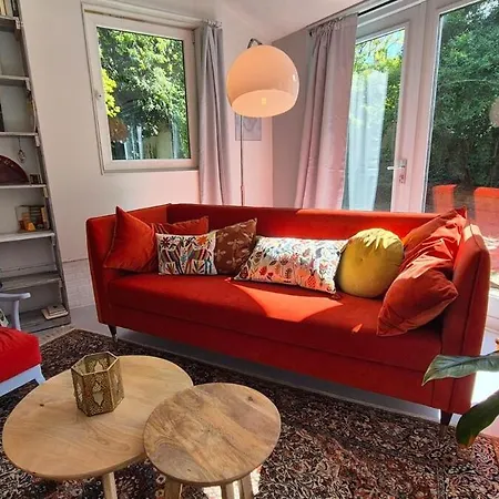 Garden Apartment *